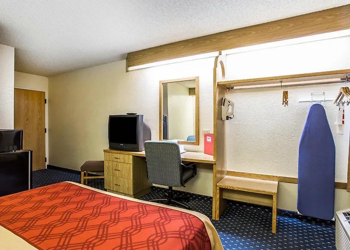 Econo Lodge Denver International Airport
